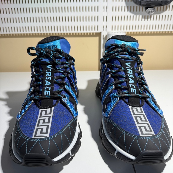 Versace Mens Trigreca Blue - Picture 1 of 6